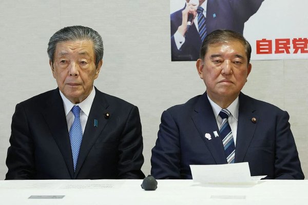 展鹏配资 日本自民党多名高官表达辞职意向